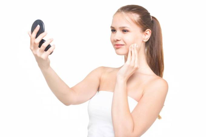 4月より放送中「ラジエーションハウス」出演！本田翼さんのメイクに注目♪